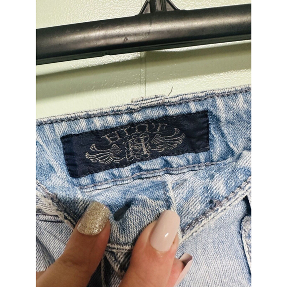 Y2K Hint Jean Shorts - Picture 4 of 5